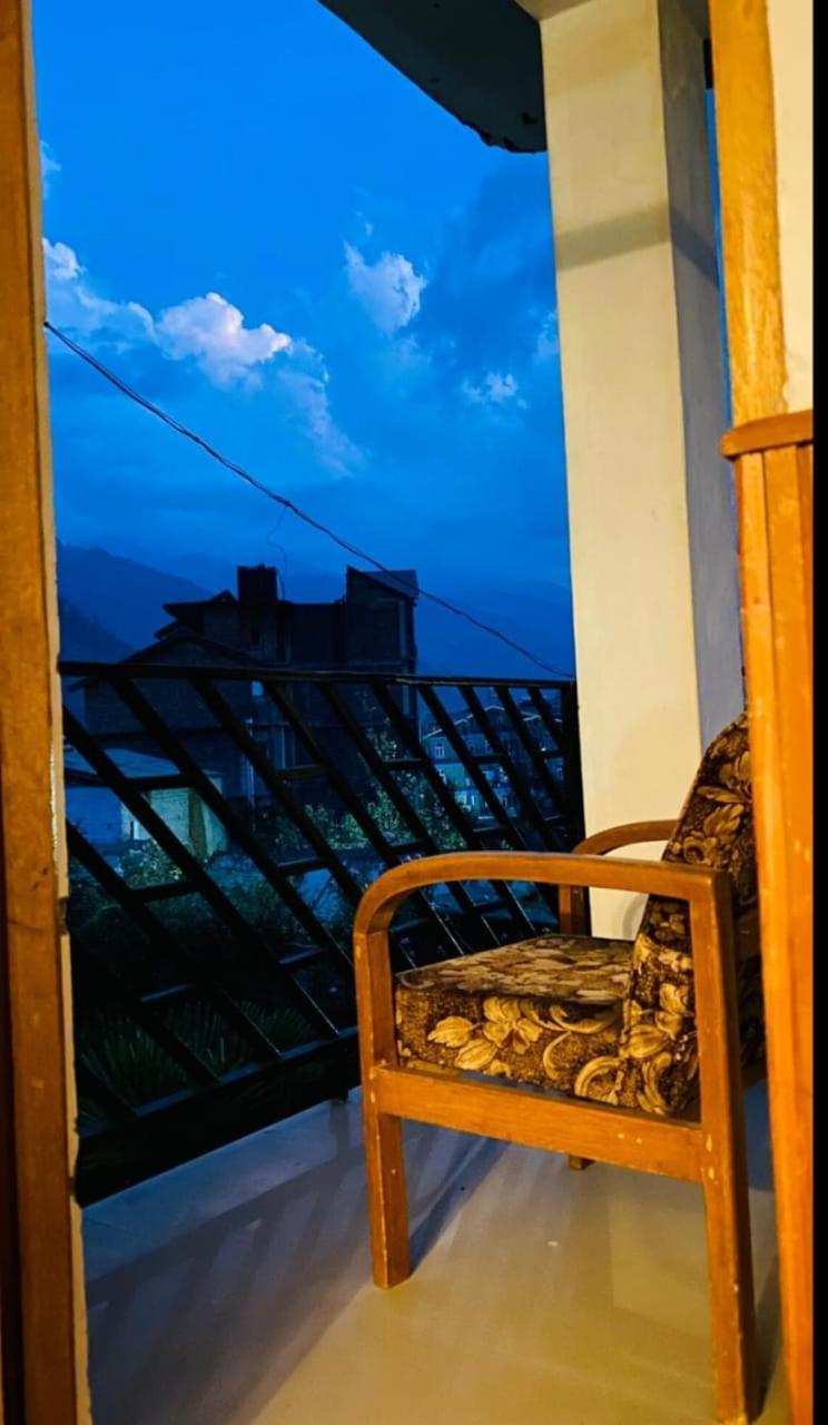 Hotel Hadimba Regency ! Free 4 Wheeler Parking ! Mountain View Rooms ! Near Mall Road Manali المظهر الخارجي الصورة